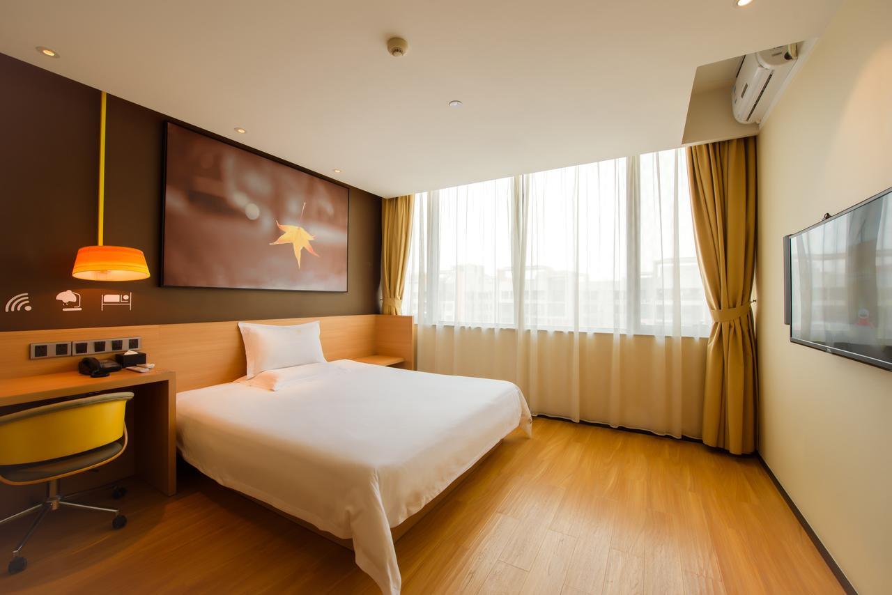 IU Hotel Zhanjiang Haibin Avenue Xinhaimingchen Exterior foto