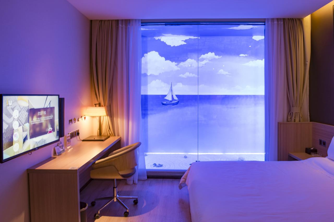 IU Hotel Zhanjiang Haibin Avenue Xinhaimingchen Exterior foto